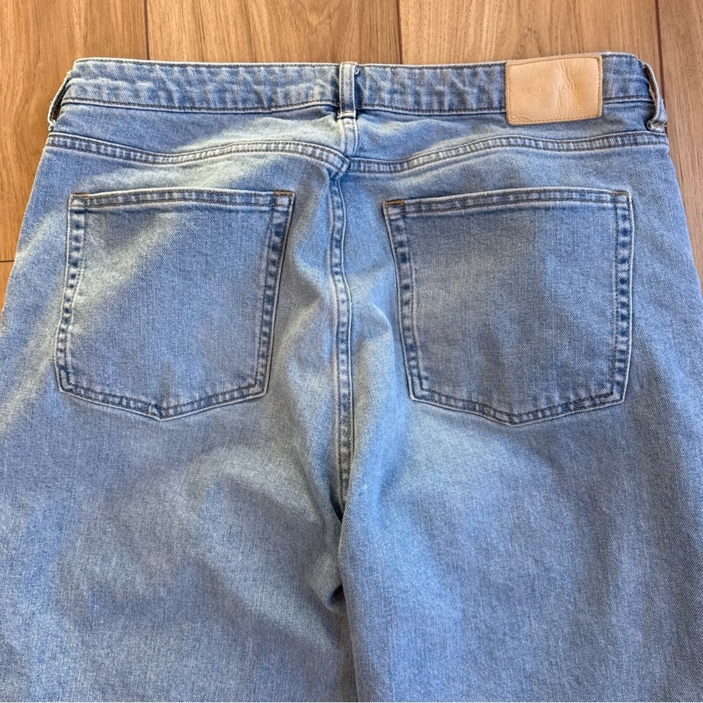 Everlane Women's Curvy Cheeky Jean Light Blue Denim Wash Size 33 Straight - Picture 9 of 10